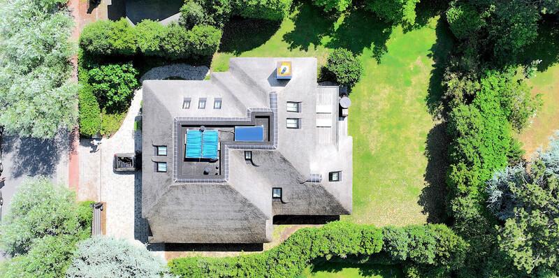 Moradia de luxo nos bosques de Knokke, junto ao Royal Zoute Golf Club, vista do exterior